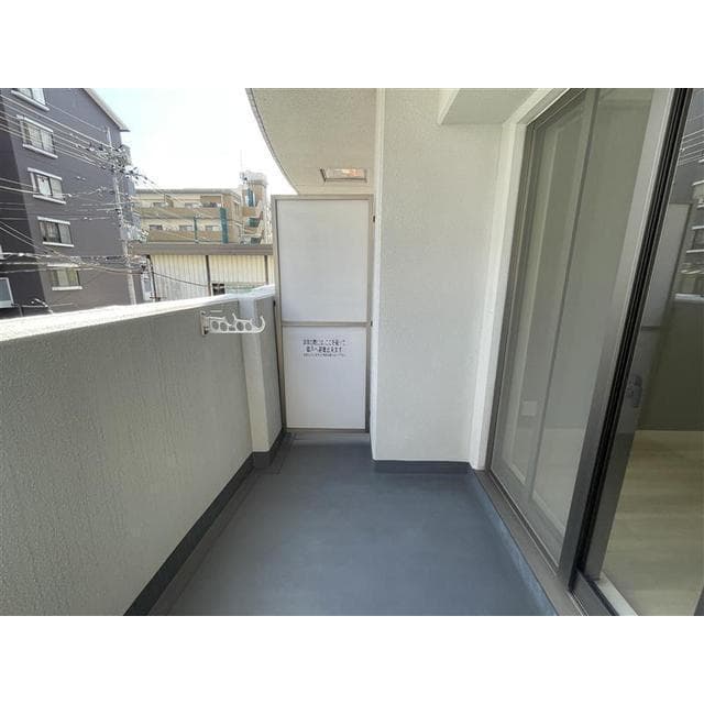 Room image 14