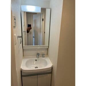 Room image 13