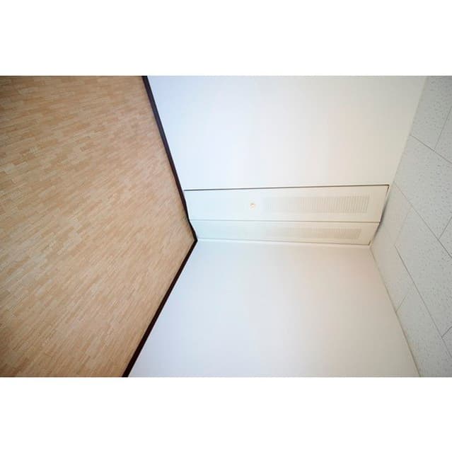 Room image 13