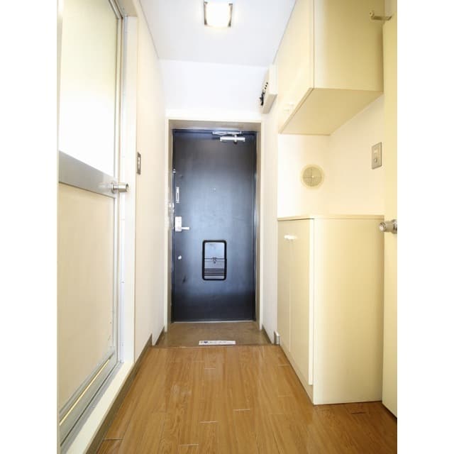 Room image 11