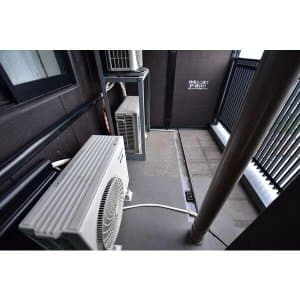 Room image 9