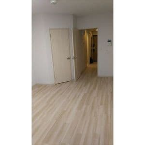 Room image 13