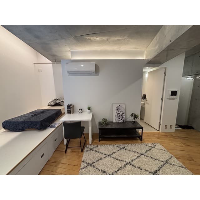 Room image 9