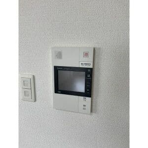 Room image 16