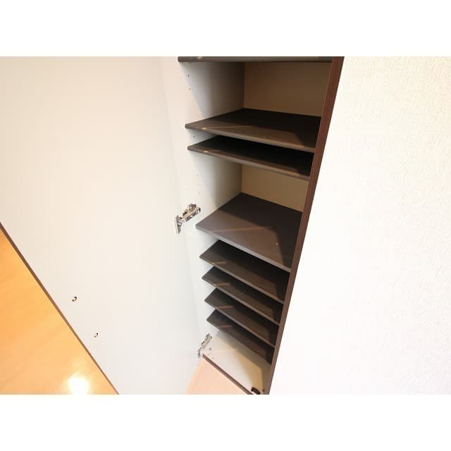 Room image 14