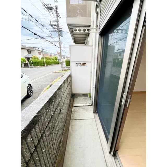 Room image 15
