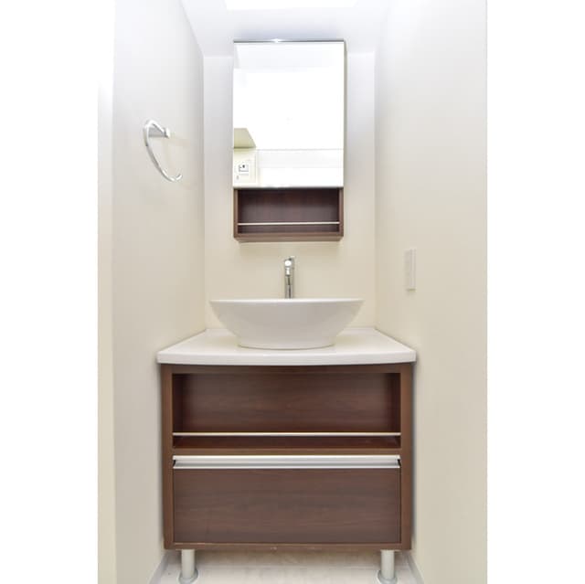 Room image 13