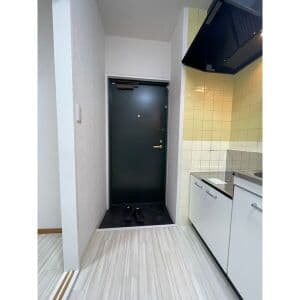 Room image 11