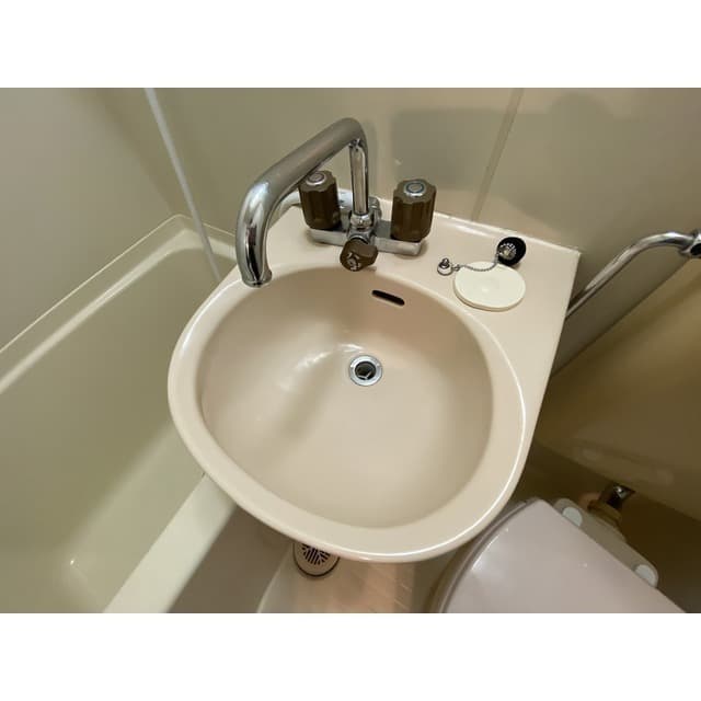 Room image 14