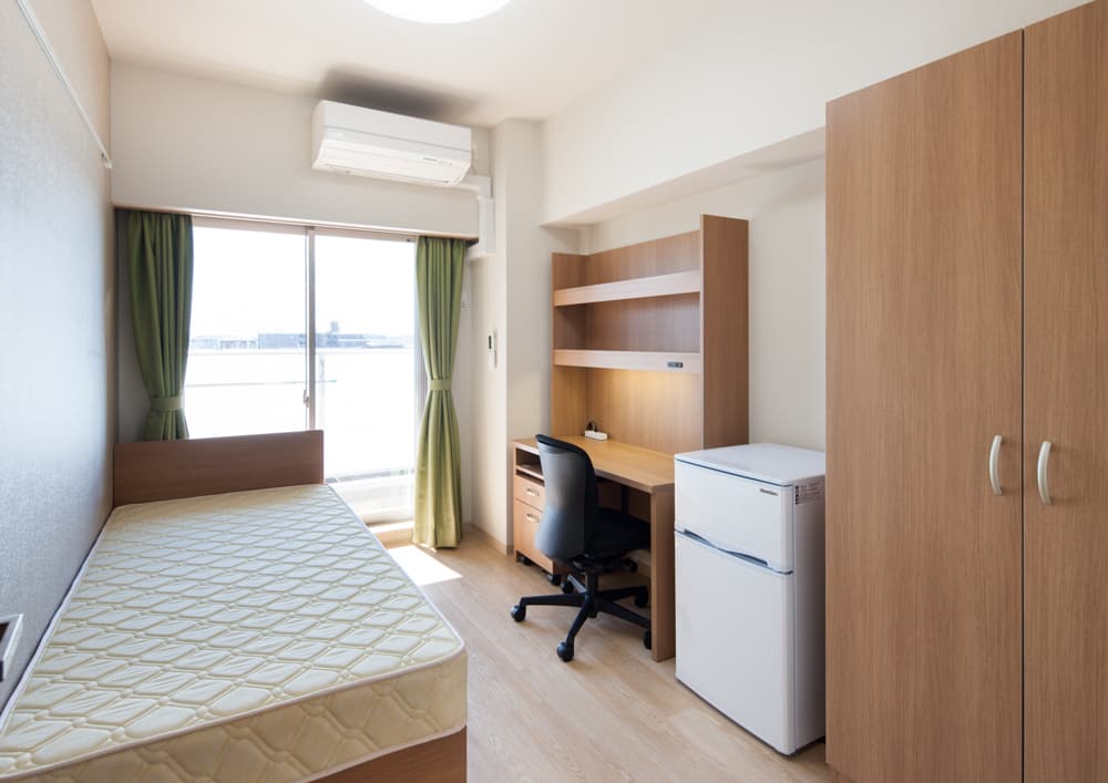 Room image 12