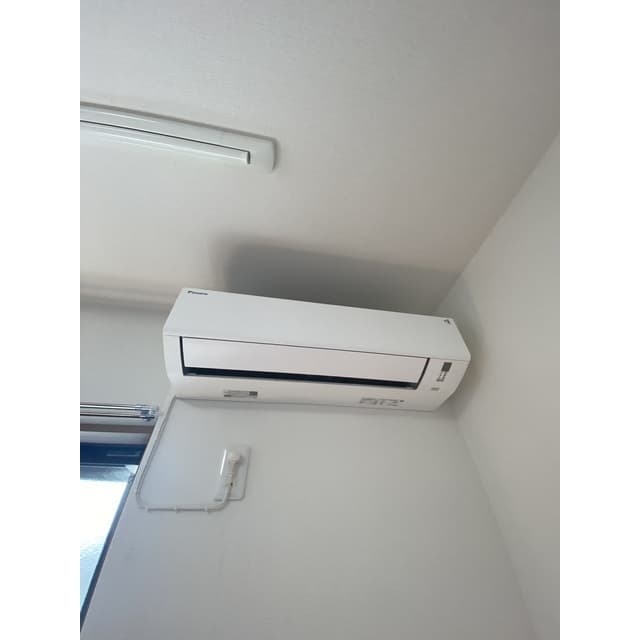 Room image 15
