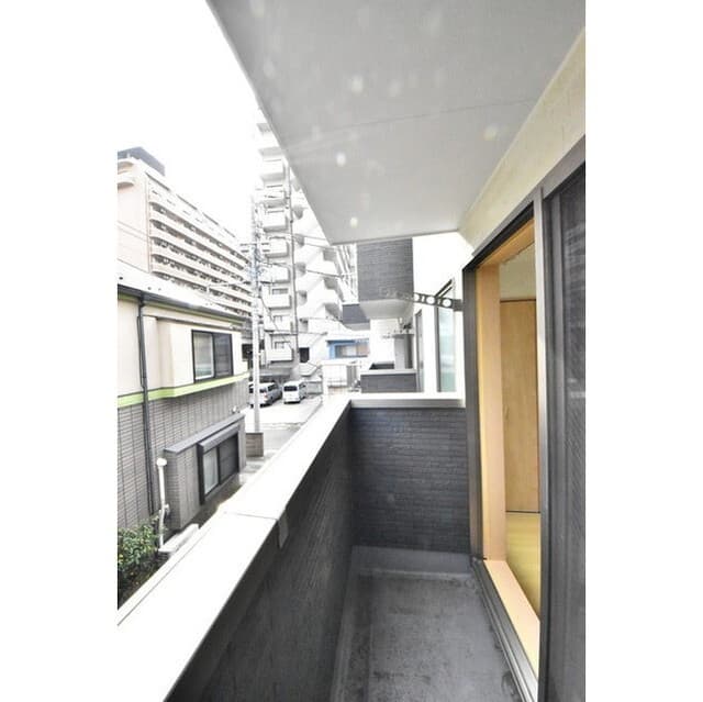 Room image 16