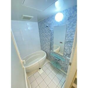 Room image 14