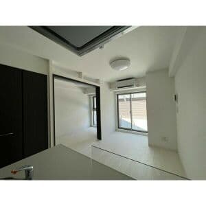 Room image 14