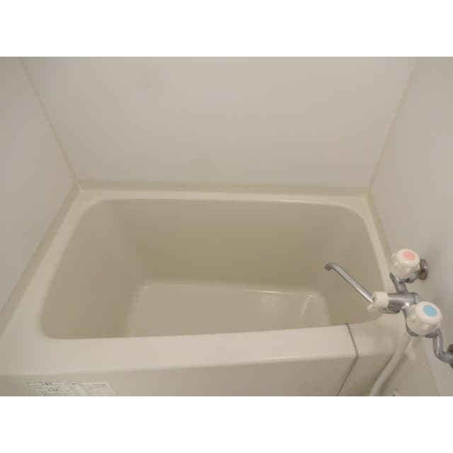 Room image 15