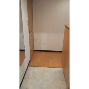 Room image 12