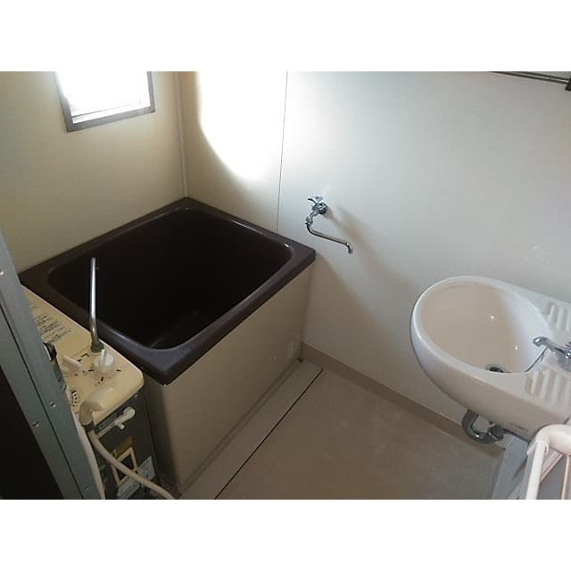 Room image 9