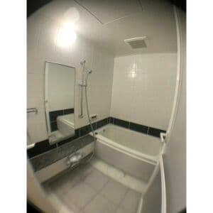 Room image 16
