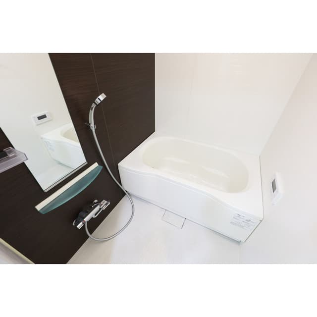 Room image 12