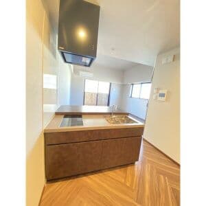 Room image 15