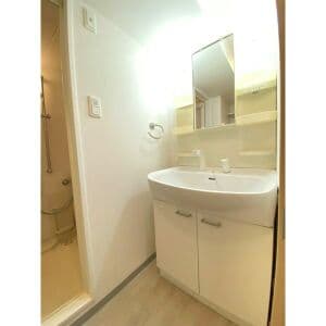 Room image 15