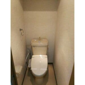 Room image 13