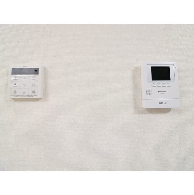 Room image 11