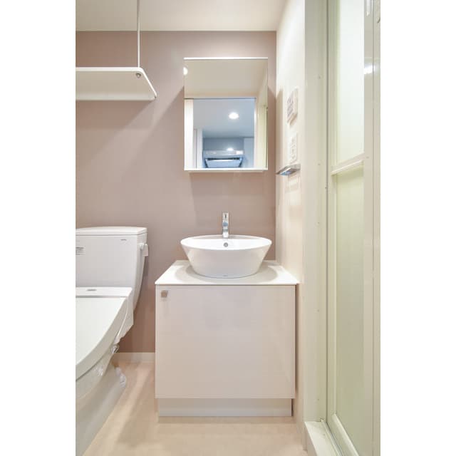 Room image 8
