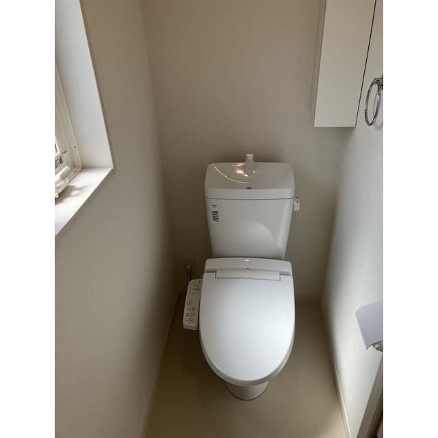 Room image 11