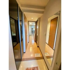 Room image 11