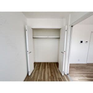 Room image 14