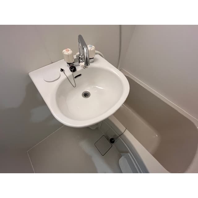 Room image 14