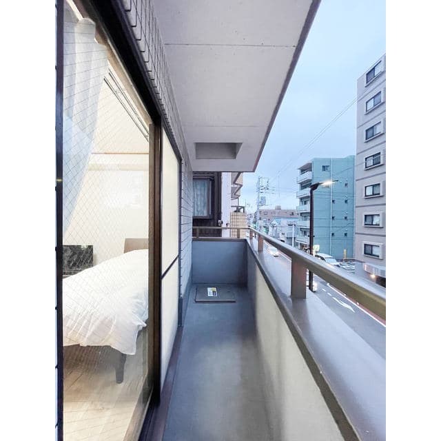 Room image 13