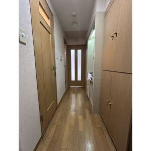 Room image 11