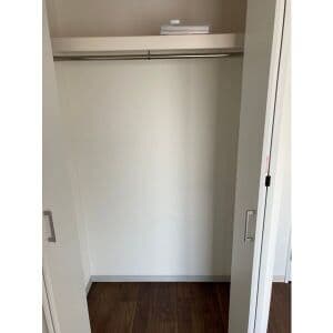 Room image 15