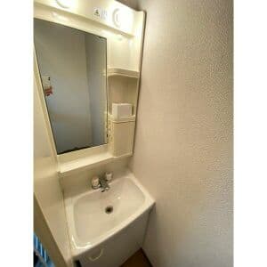 Room image 14