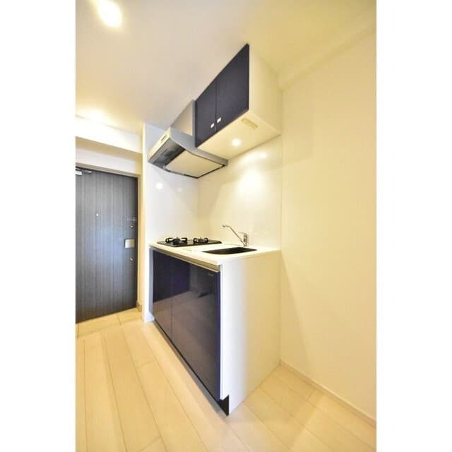 Room image 15