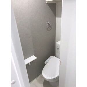 Room image 9