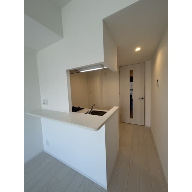 Room image 12