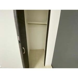 Room image 14
