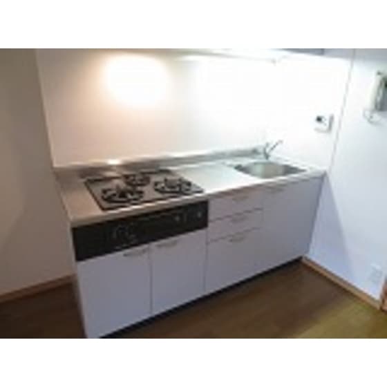 Room image 11