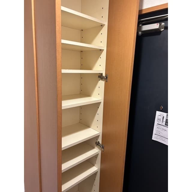 Room image 16