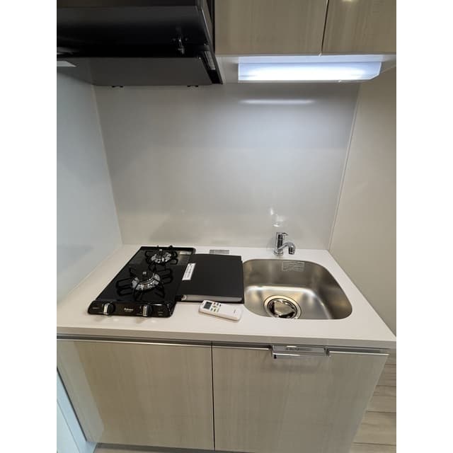 Room image 8