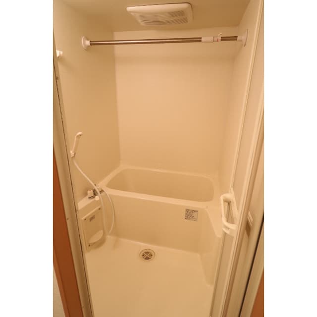 Room image 16
