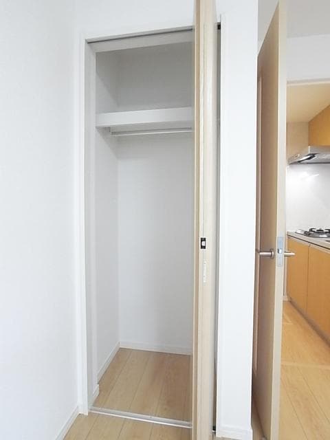 Room image 13