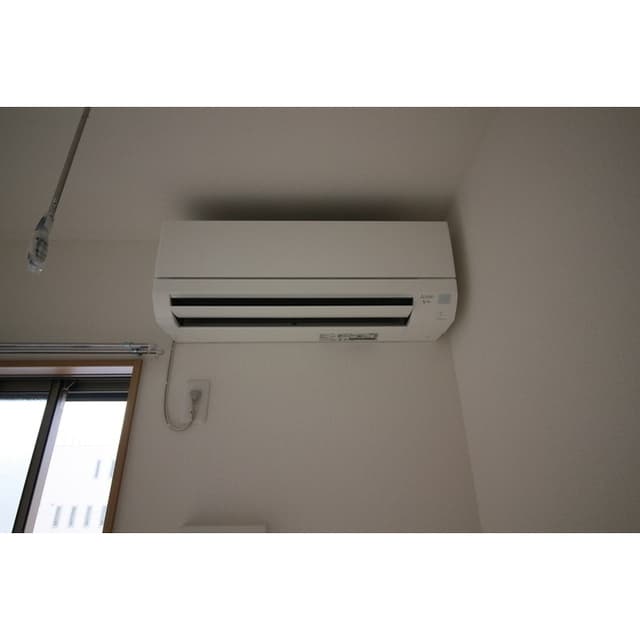 Room image 13