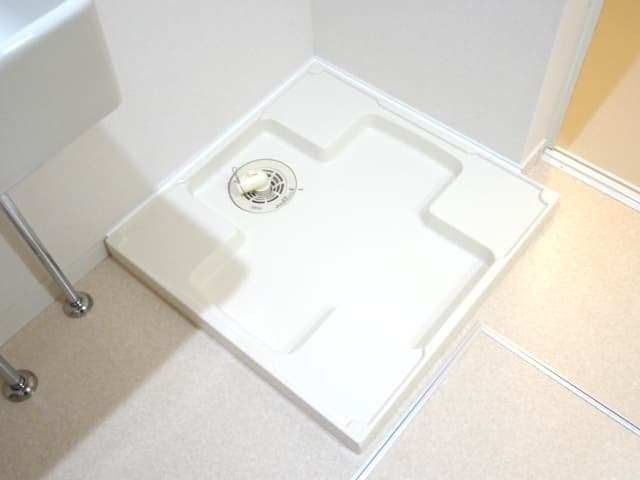 Room image 13