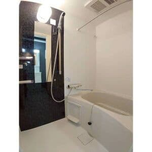 Room image 10