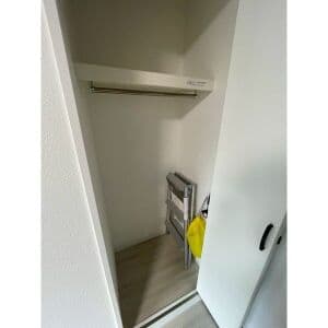 Room image 15