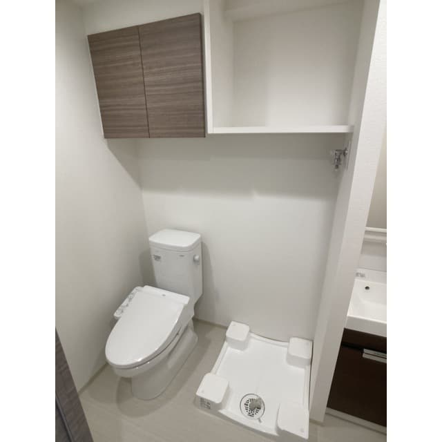 Room image 10